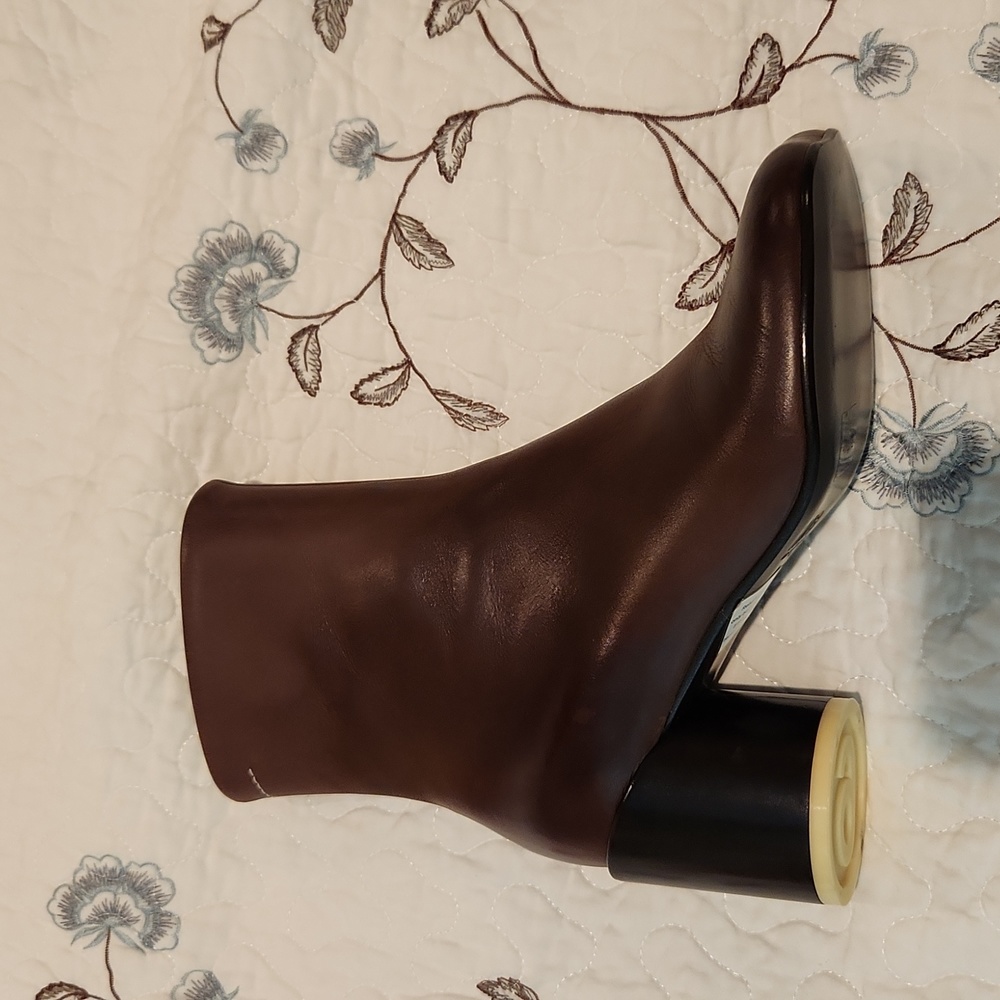 Maison Martin Margiela Brown Leather Ankle Boots with Black Block Heel - Picture 4 of 10